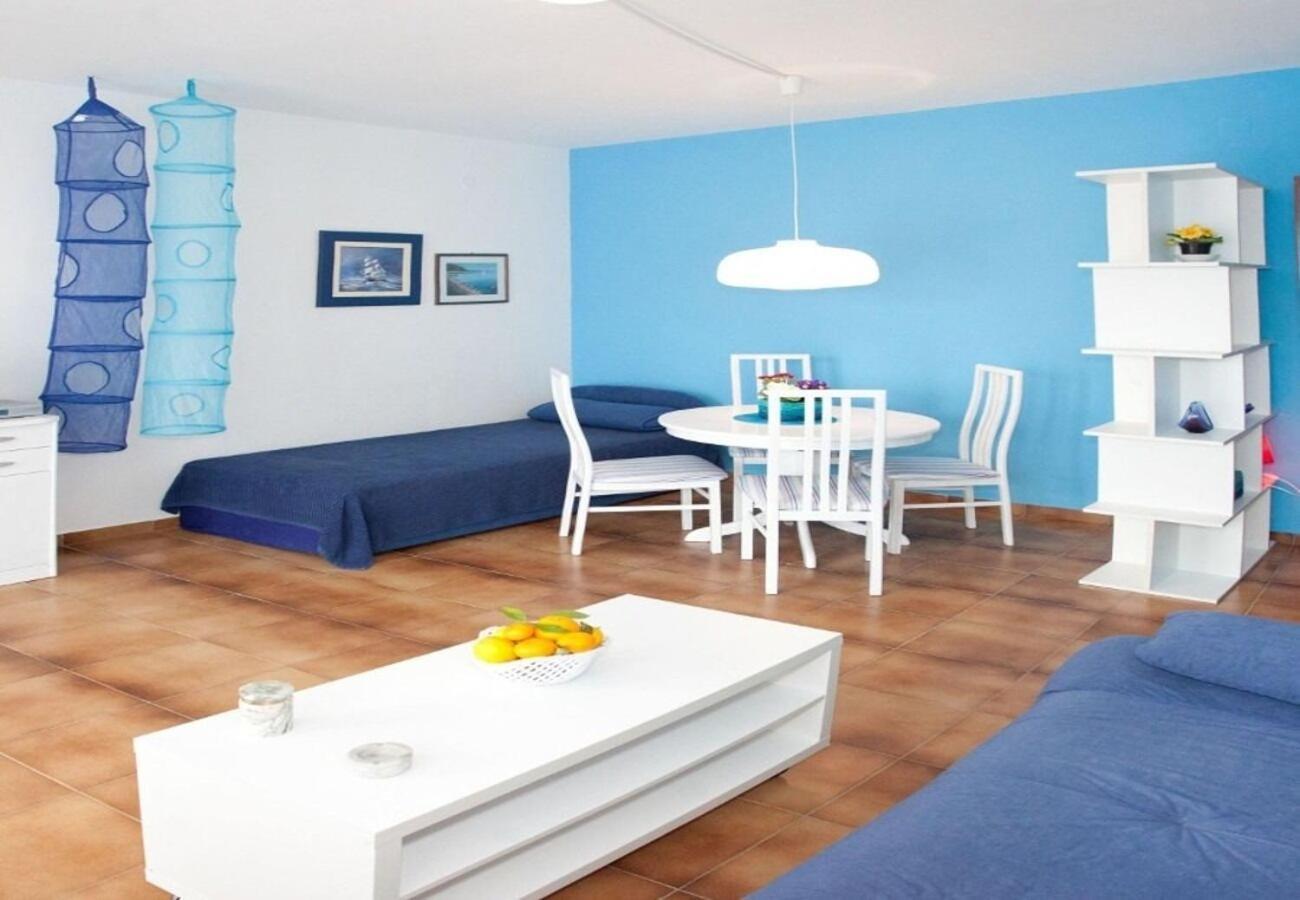 Apartments Filip Trogir Exterior photo
